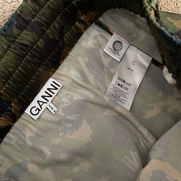 Ganni Camouflage Heavy Satin Skirt - Picture 5 of 6